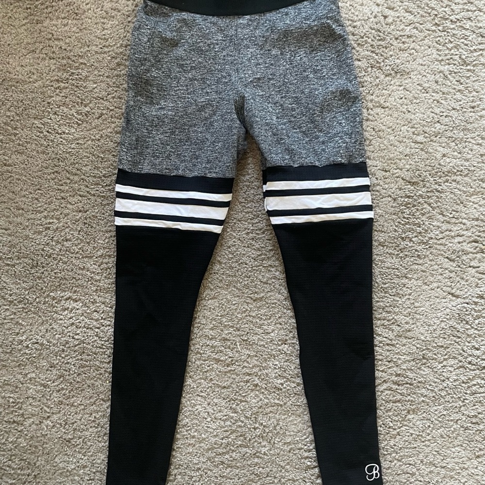Bombshell Leggings. Super flattering. Ultimate gym legging. Originally $85